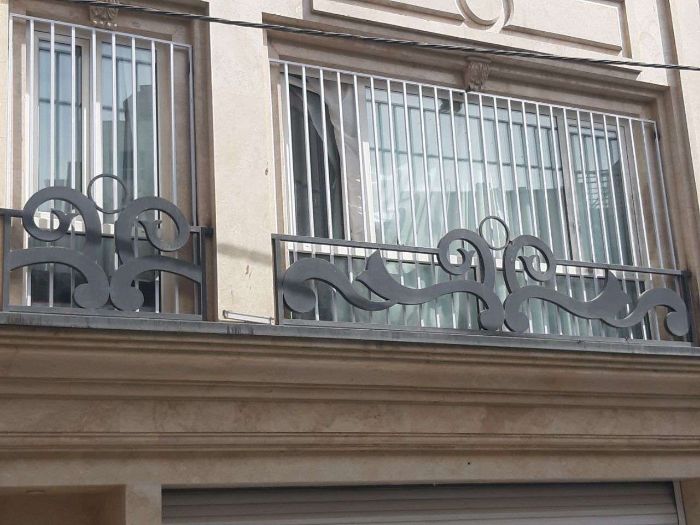 balcony metal fence