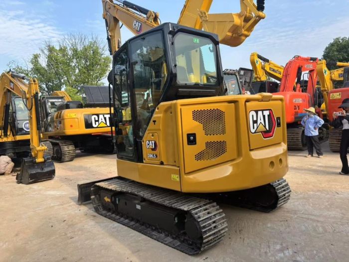 Quality Used Excavators: Reliable Solutions for Your Construction Projects.