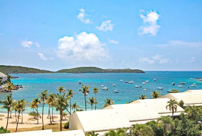St. Thomas Condo Rentals Near Restaurants