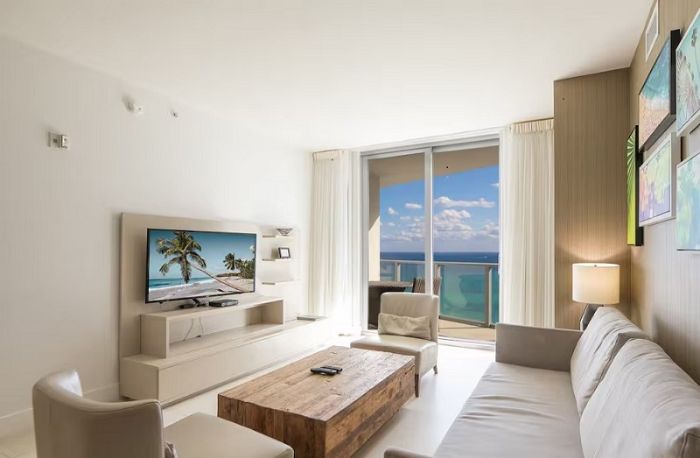 Chic Oceanfront Villa Jaco