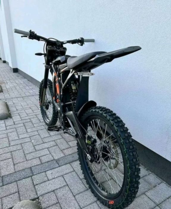 Surron electric bikes