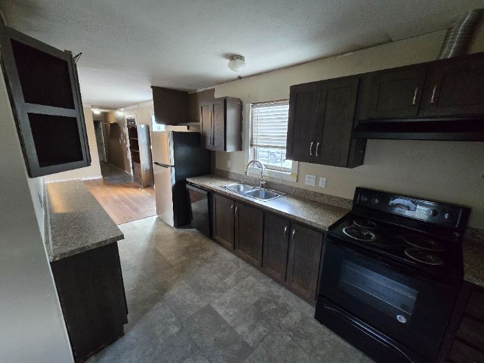 2018 Champion 3 bed 2 bath