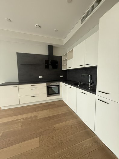 2 bedroom 2 bathroom