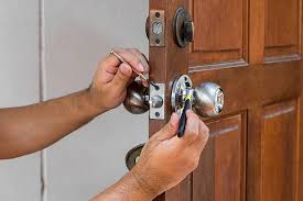 LoCkSmItH SeRvIcEs NeAr Me LoCkSmItH CaR KeY SaMe DaY FrEe EsTiMaTe