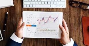 Master Trading Derivatives with Hamzei Analytics