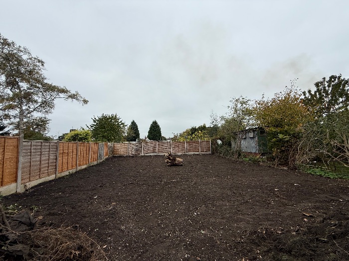 mini and micro digger hire with driver