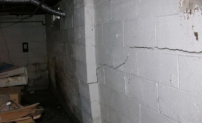 Bowing Foundation Wall : Perfect FixerUpper Opportunity!
