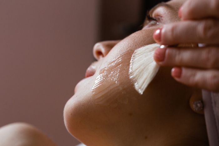 Reveal Glowing Skin with a Gentle Chemical Peel Treatment