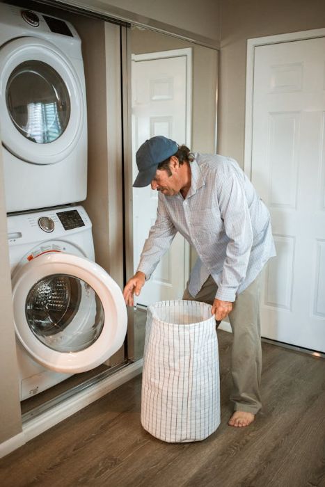 Best Laundry Services in Chicago Expert Wash, Fold Dry Cleaning