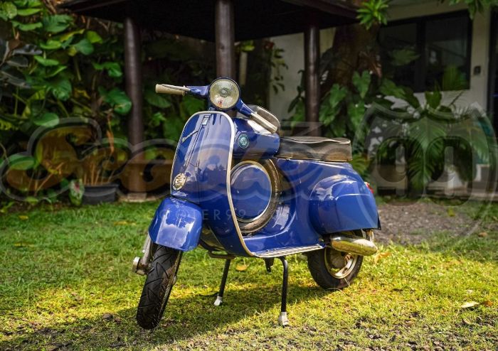 Vespa90ss Blue