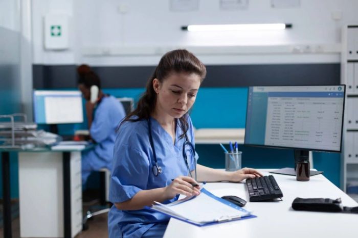 medical assistant training course