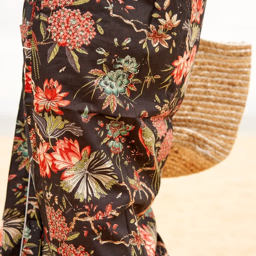 Looking for the Perfect Jute Bag? Explore Our Collection!