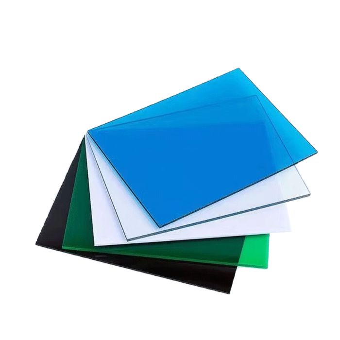 The Complete Guide to Solid Polycarbonate Sheets: Properties, Applications Installation