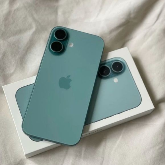 iPhone 16 AVAILABLE iPhone 16 AVAILABLE