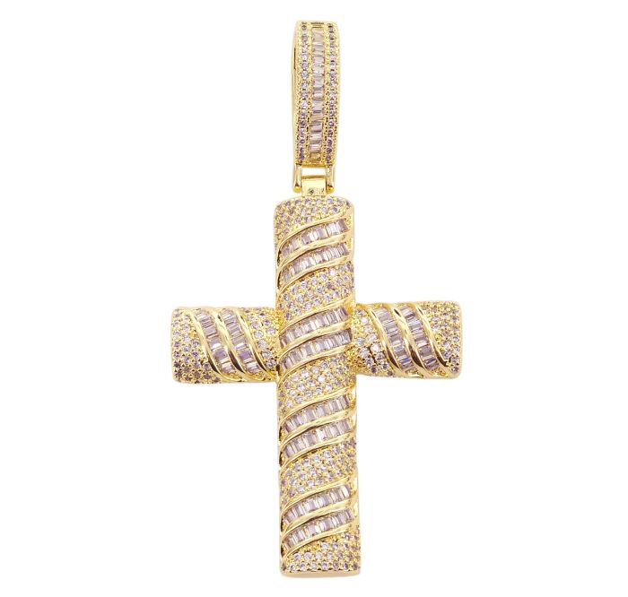 Timeless Look Cross Pendant