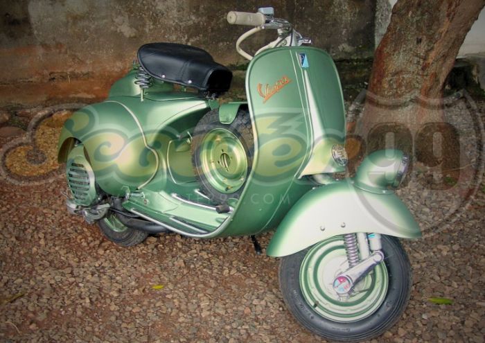 Vespa Piaggio Sei Giorni 150 Classic Racing Edition