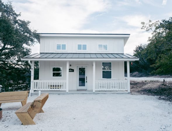 A Peaceful Vacation Stay in the Texas Hill Country at Hummingbird Haus