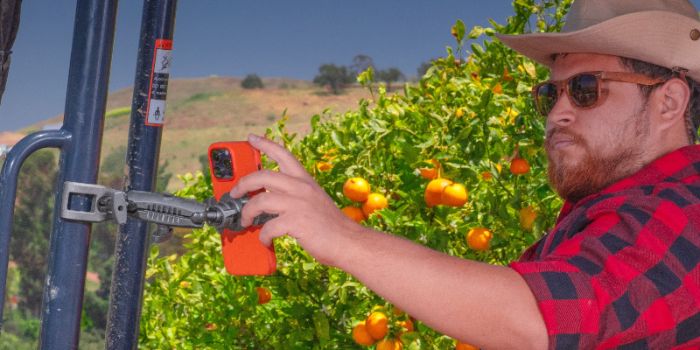 Reliable Device Grip for Smartphones