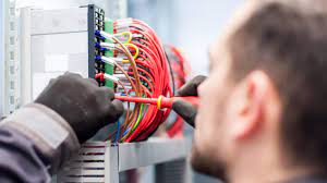 Electrician Clayfield