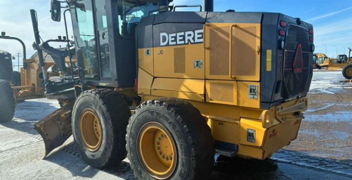 2018 John Deere 772G Used Motor Grader