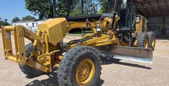 2010 Caterpillar 140M