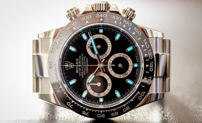 Sell Your Watch for Top Cash at Raymond Lee Jewelers