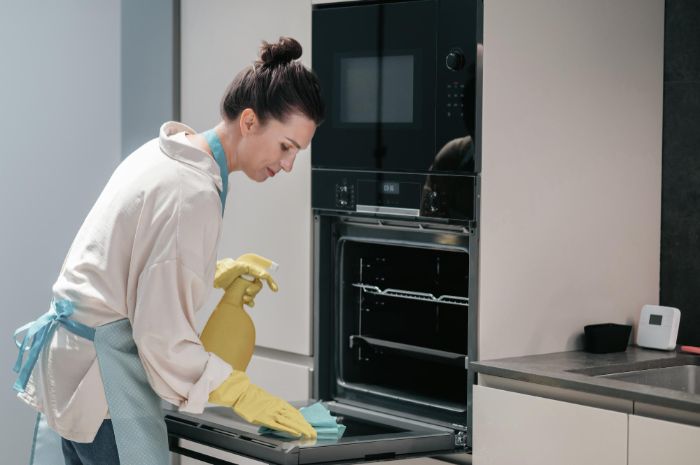 Same Day Oven Cleaning in Ipswich