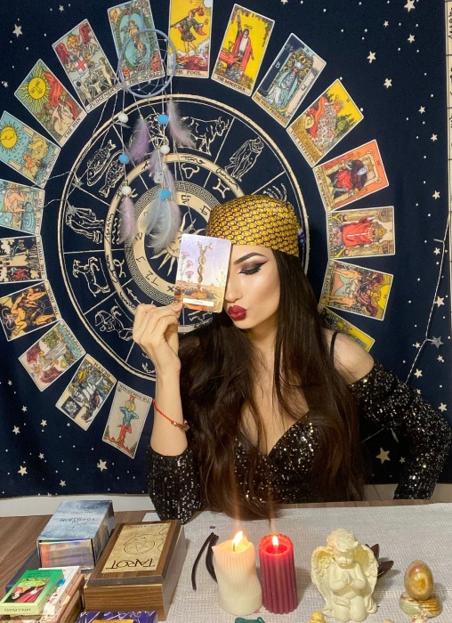 Love, Career Future Tarot Readings