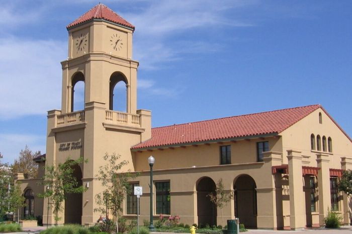 Local Tracy Property Management Services.