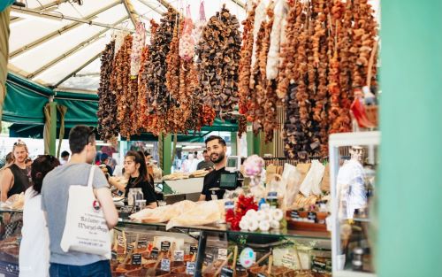 Viktualienmarkt HalfDay Local Food Tour in Munich