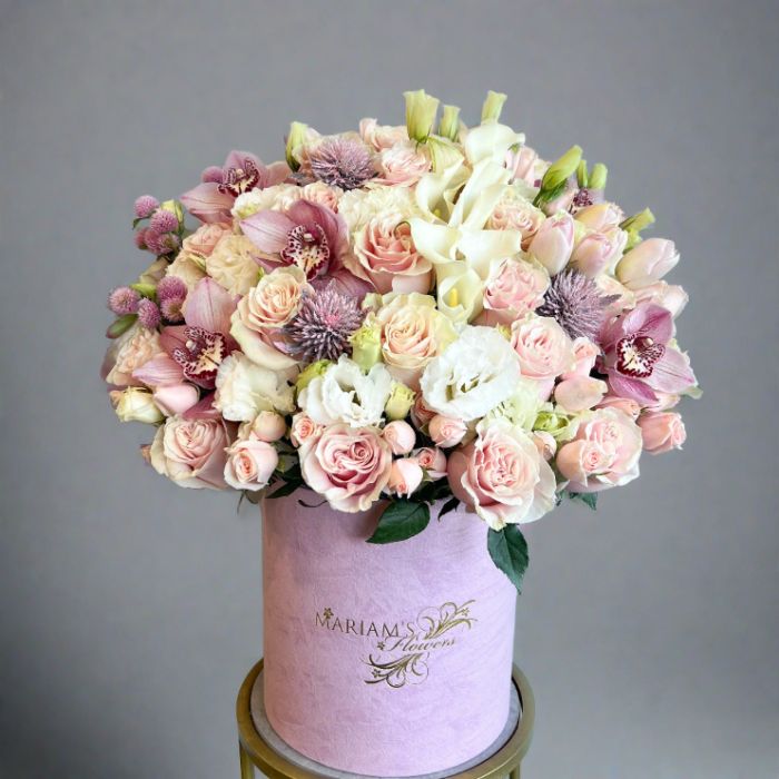 Buy the Best Pink Flowers Bouquet in USA for Spring Season Celebrations