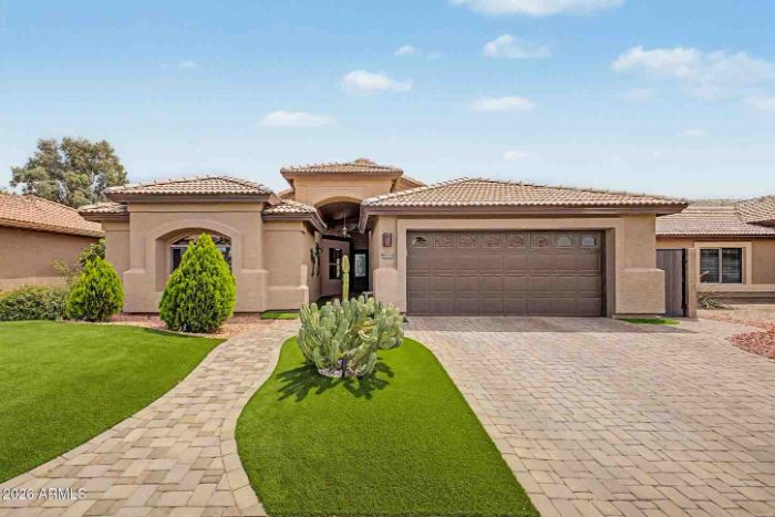 Evaluating Pebble Creek homes for sale