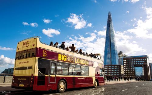 London HopOn HopOff Bus by Big Bus